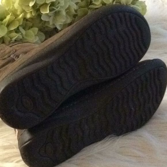 Distressed 💞UGG Australia 💞win boots - Picture 5 of 8